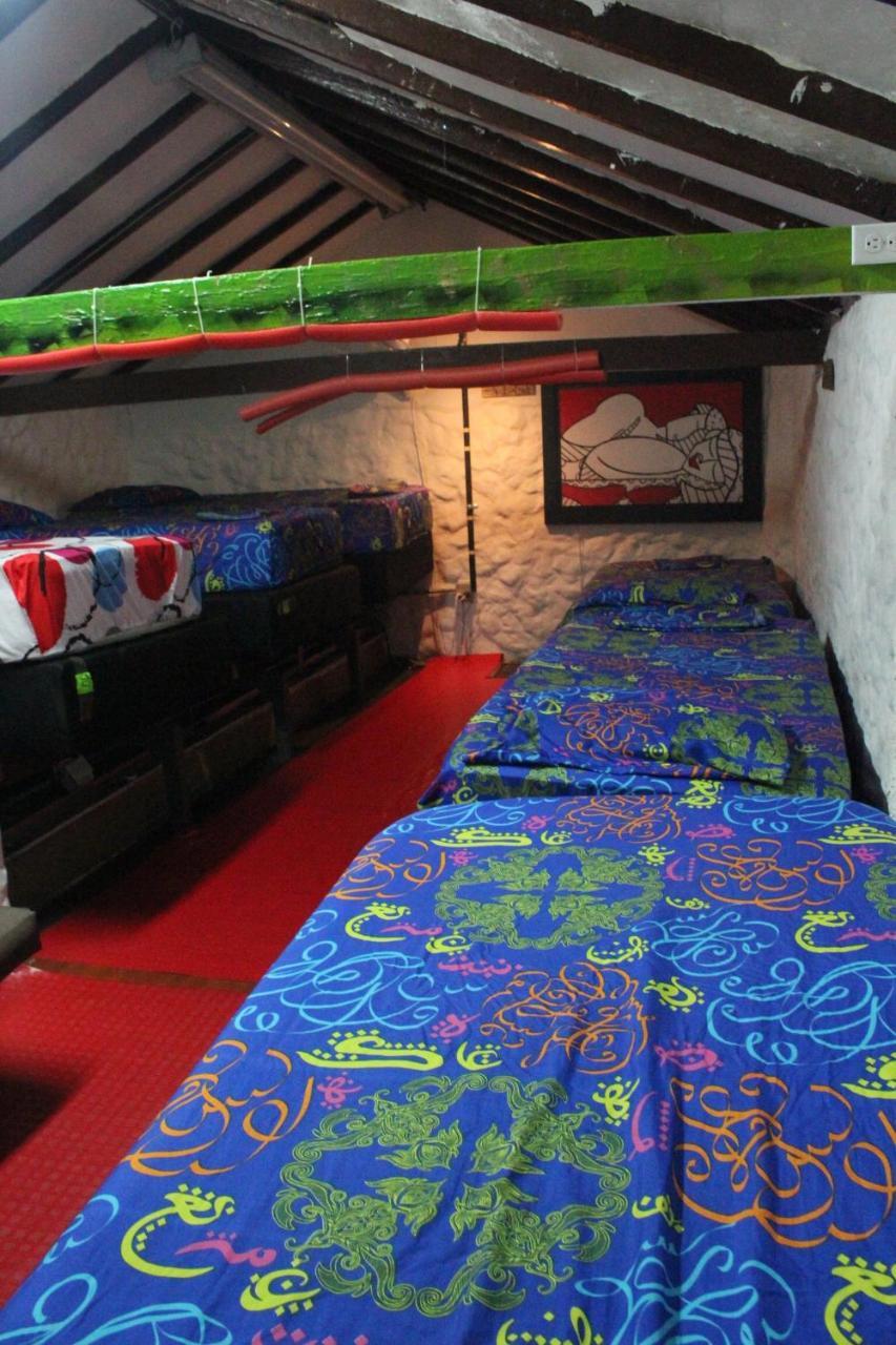 Mila Hostel Medellín Exterior foto